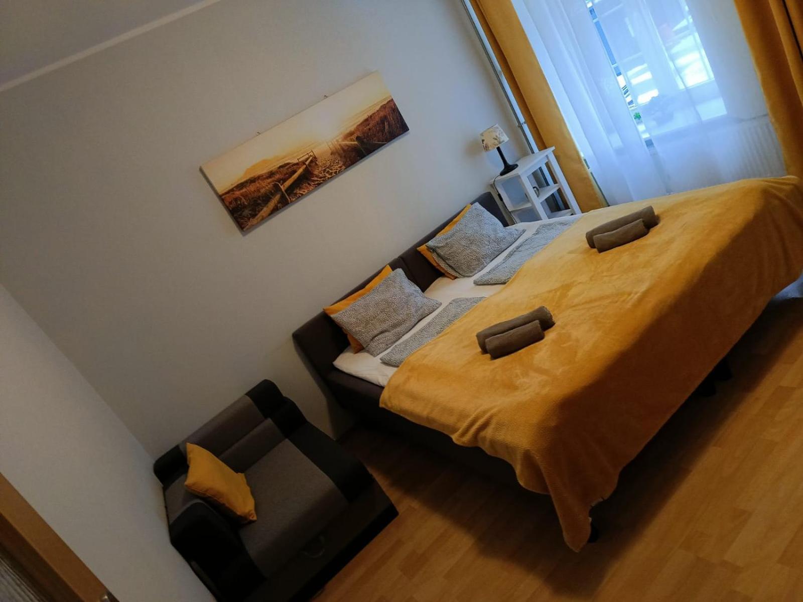 Kawalerka Na Ogarnej Krr Apartment กดัญสก์ ภายนอก รูปภาพ
