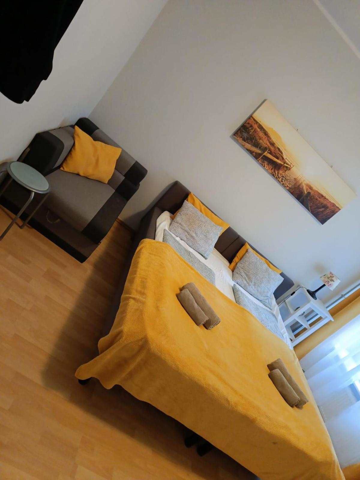 Kawalerka Na Ogarnej Krr Apartment กดัญสก์ ภายนอก รูปภาพ
